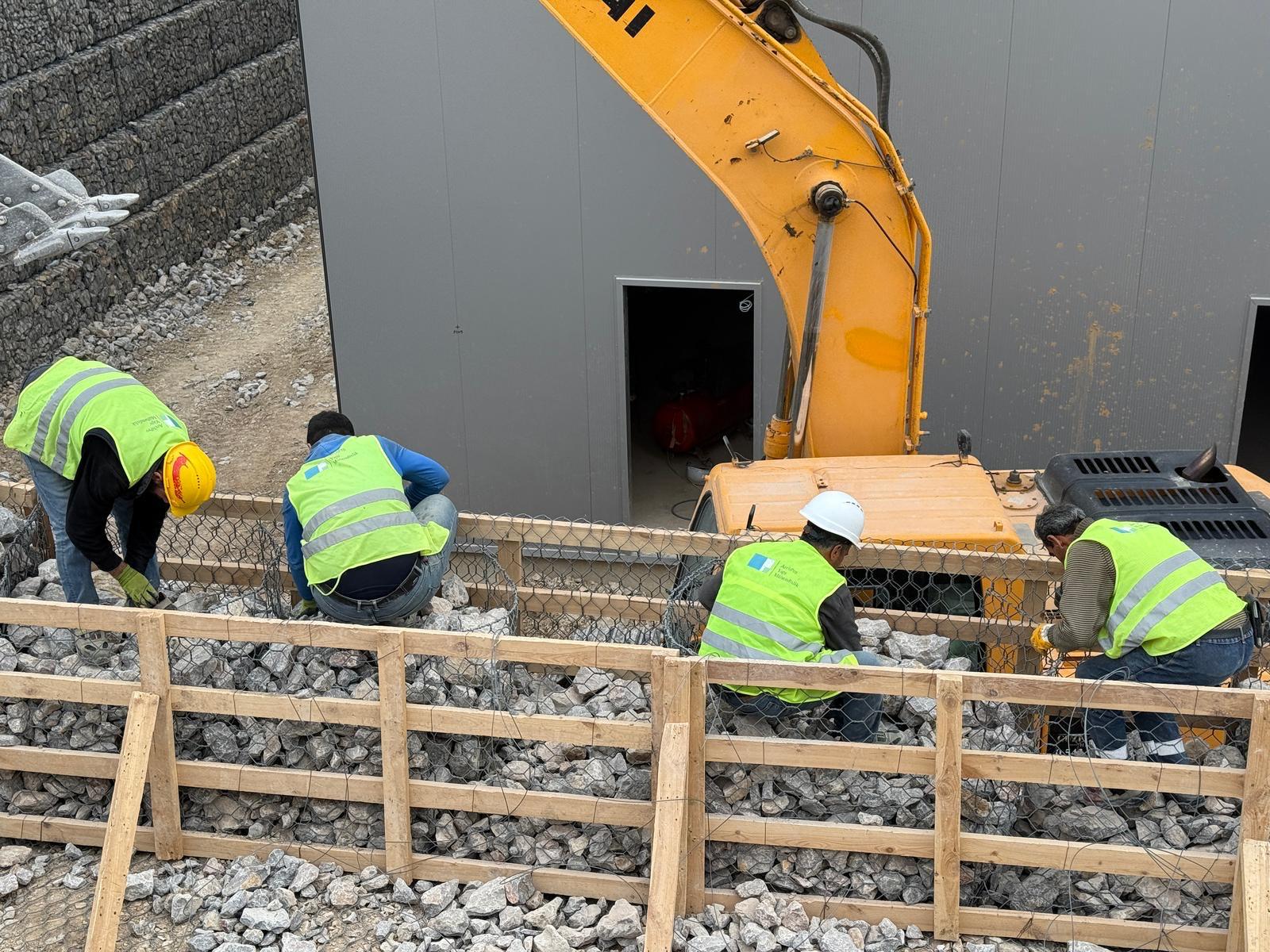 Gebze İlaç Fabrikası  Duvar İşleri